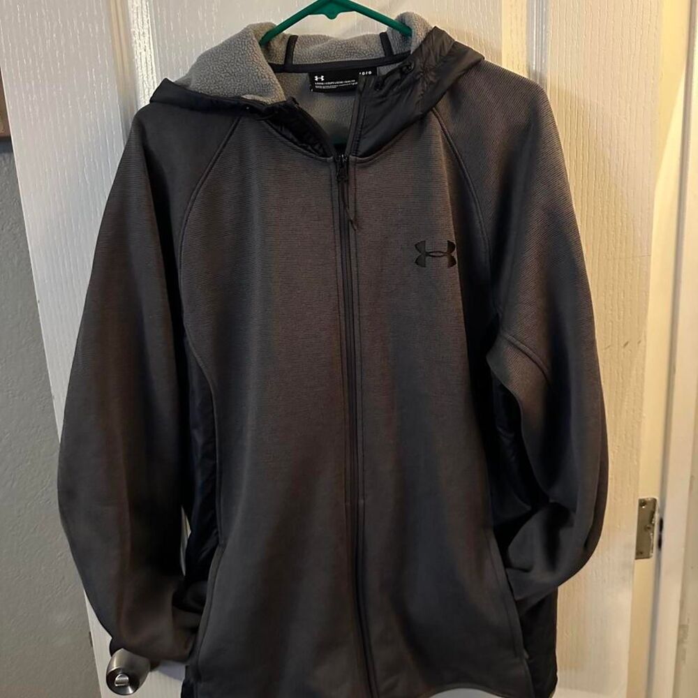 Under-armour Men's Grey and Black Jacket